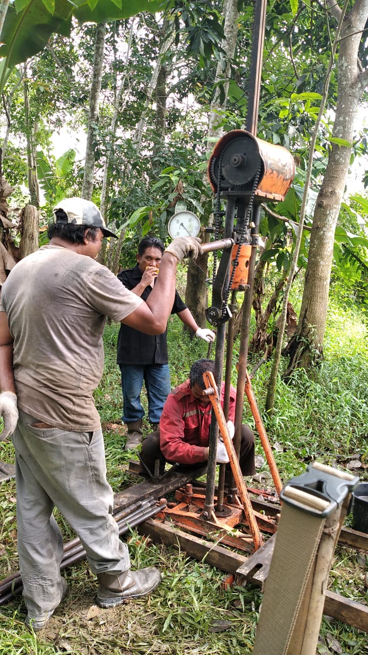 Pengecekan Kekerasan Tanah Untuk Pembangunan Menara Pamsimas